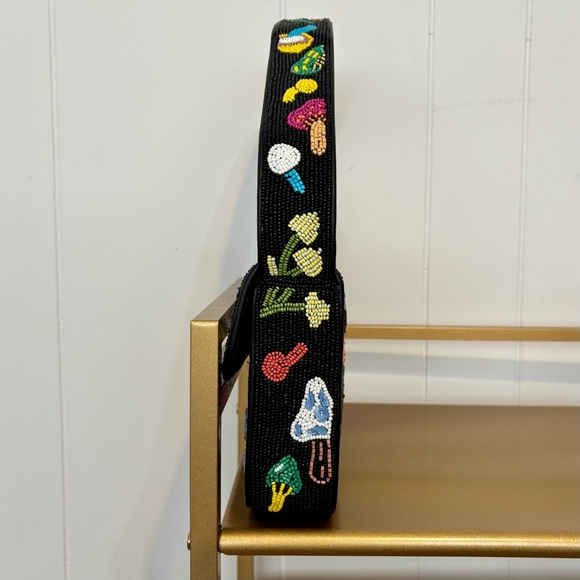 Reserved!! - Picture 4 of 11